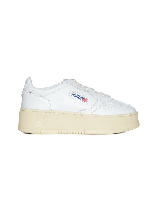Sneakers Medalist in pelle con platform<BR/>