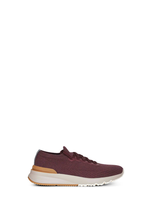 Runners in maglia e pelle bordeaux