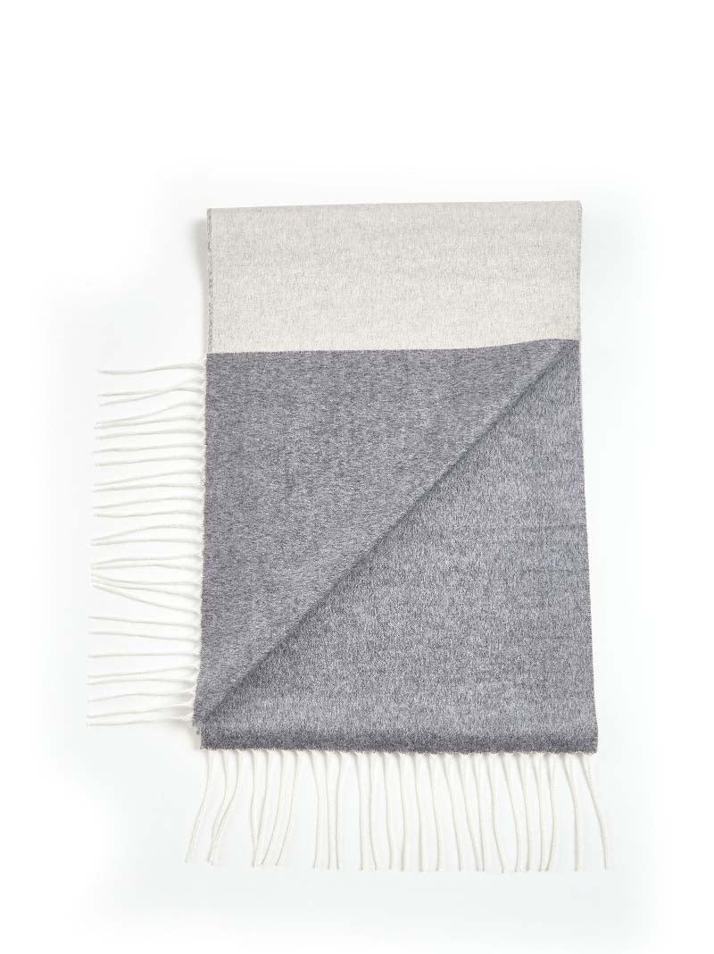 Beige and gray scarf with fringes