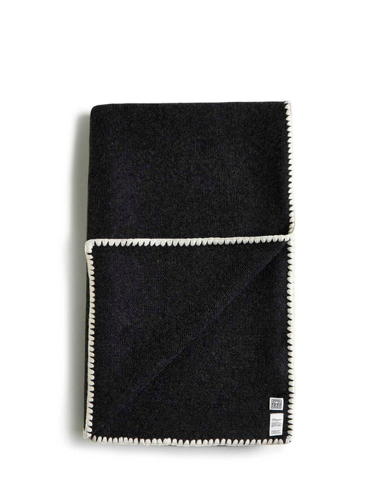 Toteme scarf with fringes