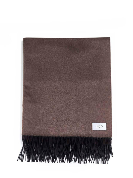 Plaid con frange marrone e verde salvia