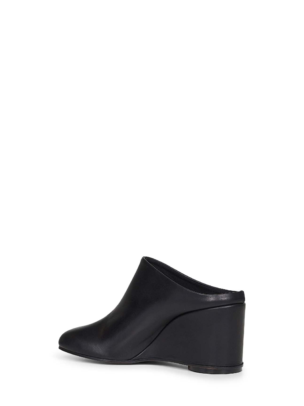 Black shiny leather Anatomic slippers