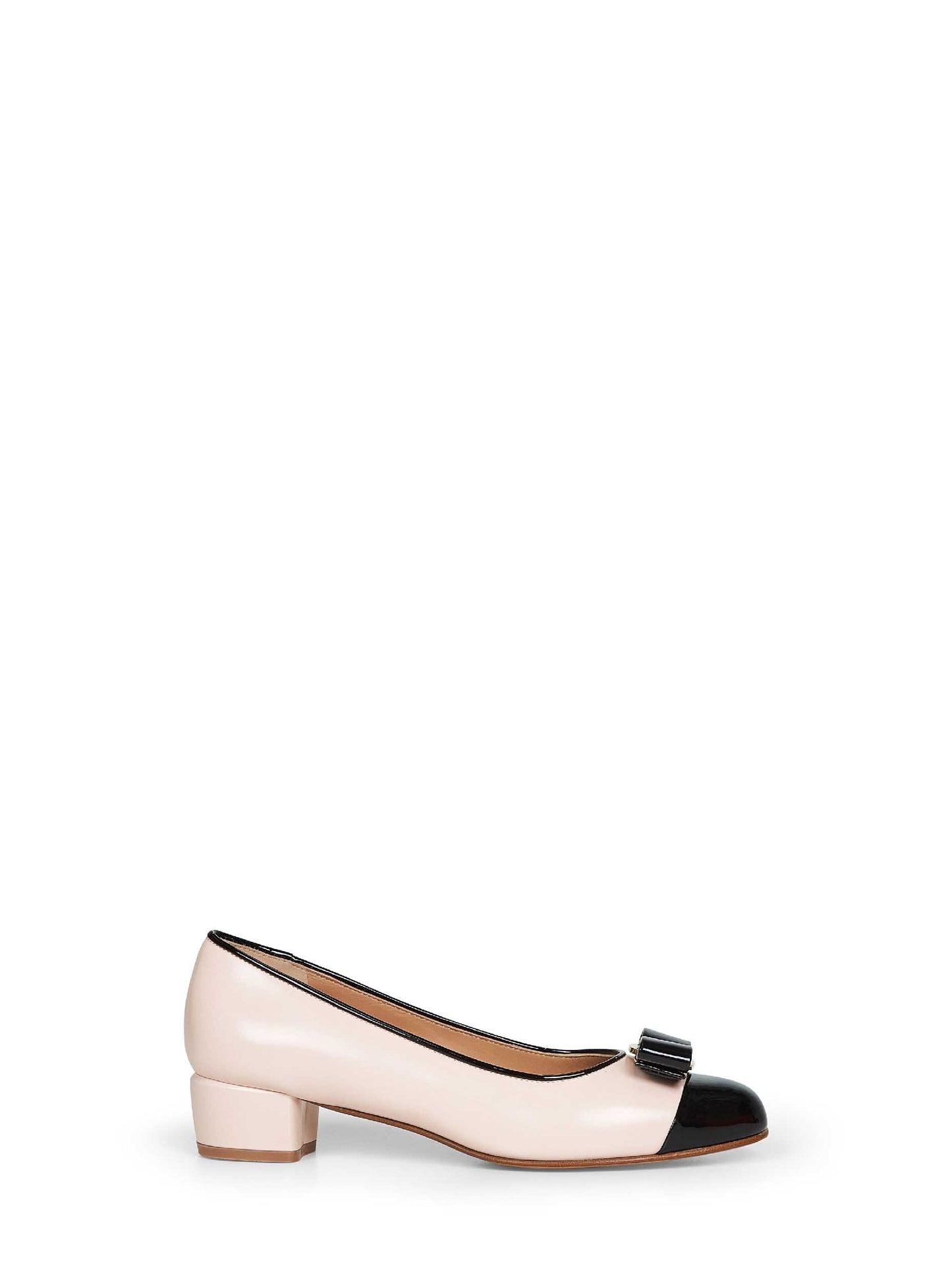White nappa leather and patent calfskin Vara pumps