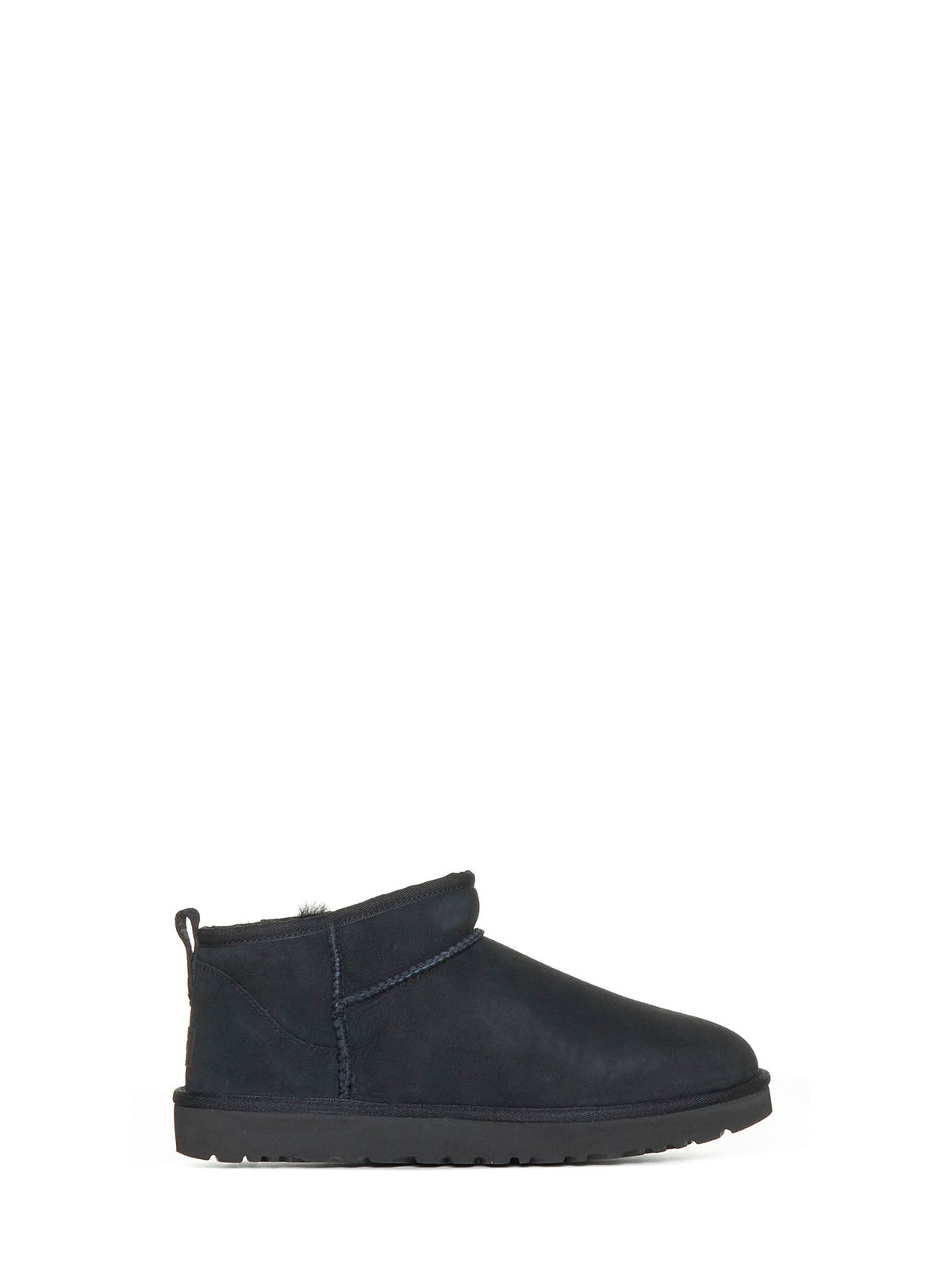 1116109-BLK UGG