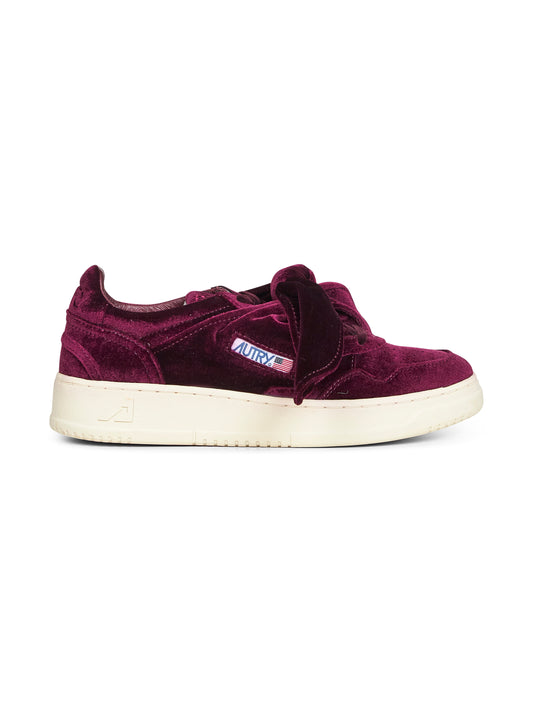 Burgundy velvet Medalist Low sneakers