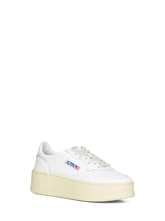 White leather Medalist Platform sneakers