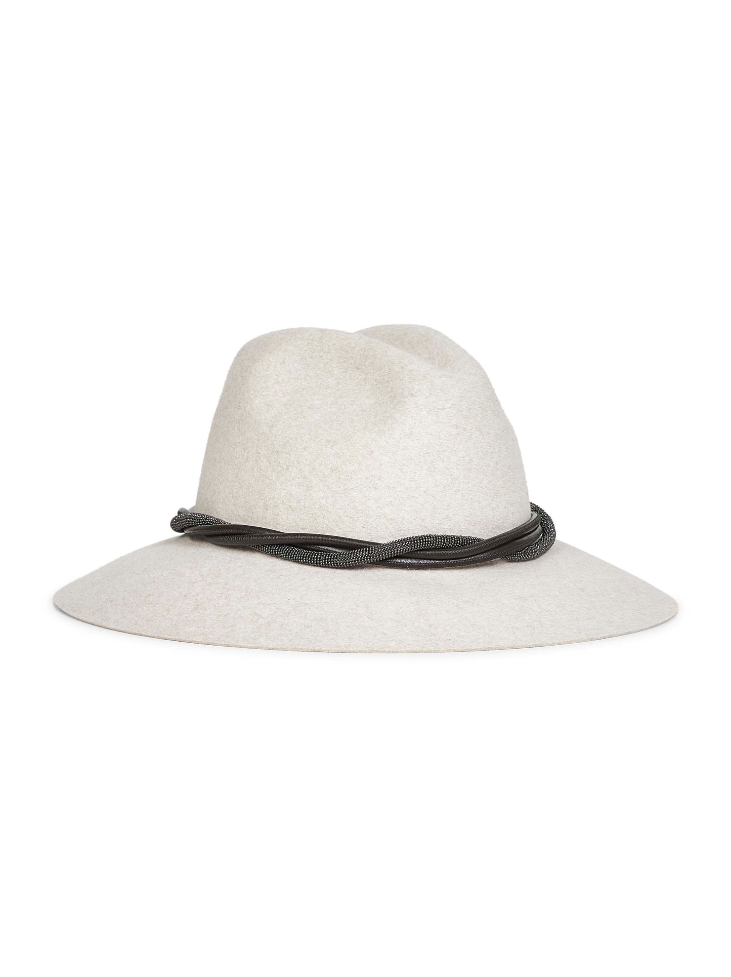 Fedora in feltro grigio con fascia in pelle e monile