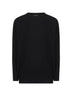 Maglia in cashmere nero con monile