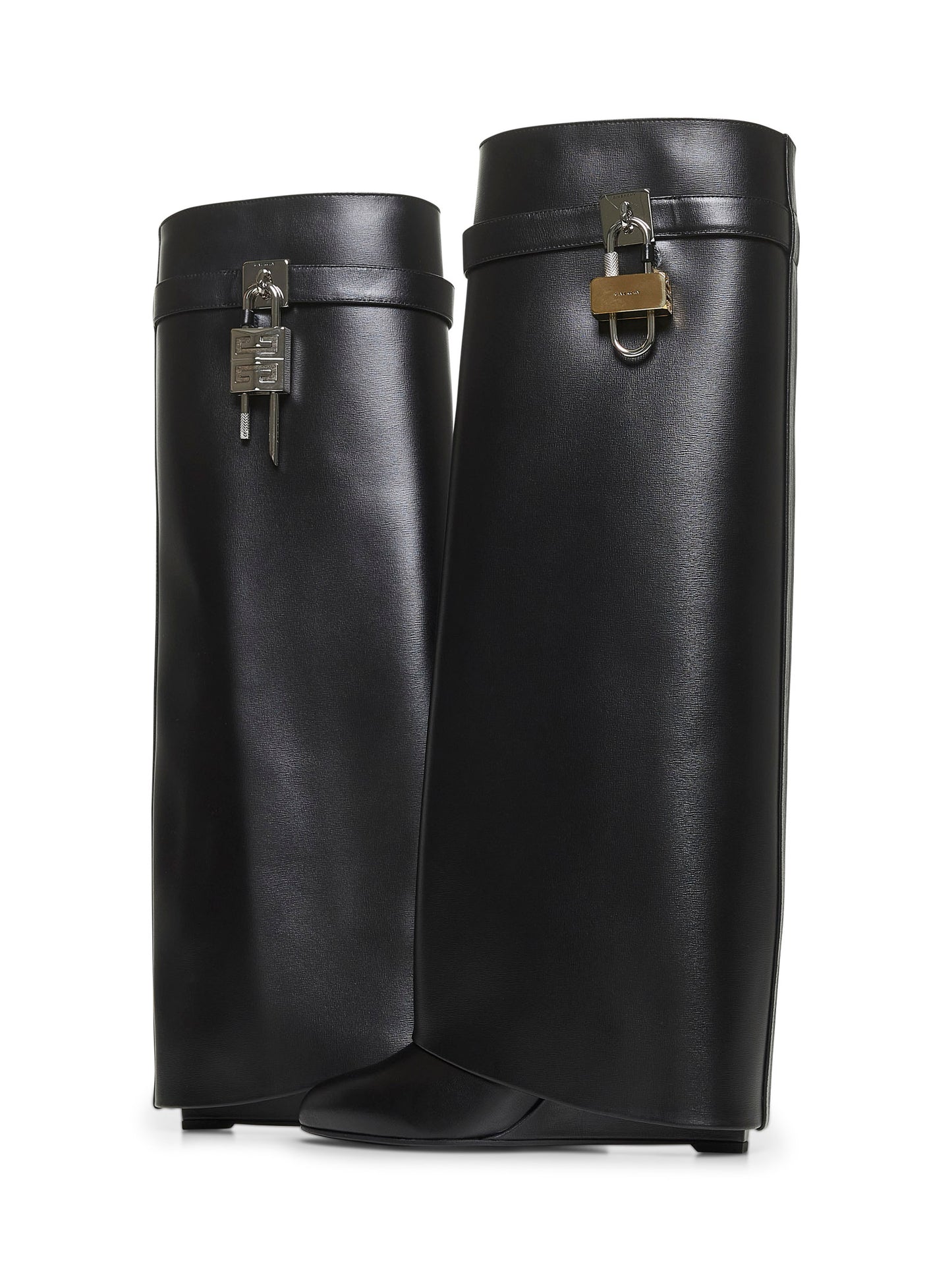 Black leather Shark Lock boots