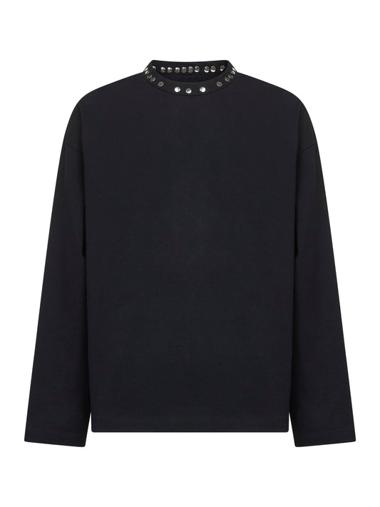 T-shirt in cotone nero con borchie