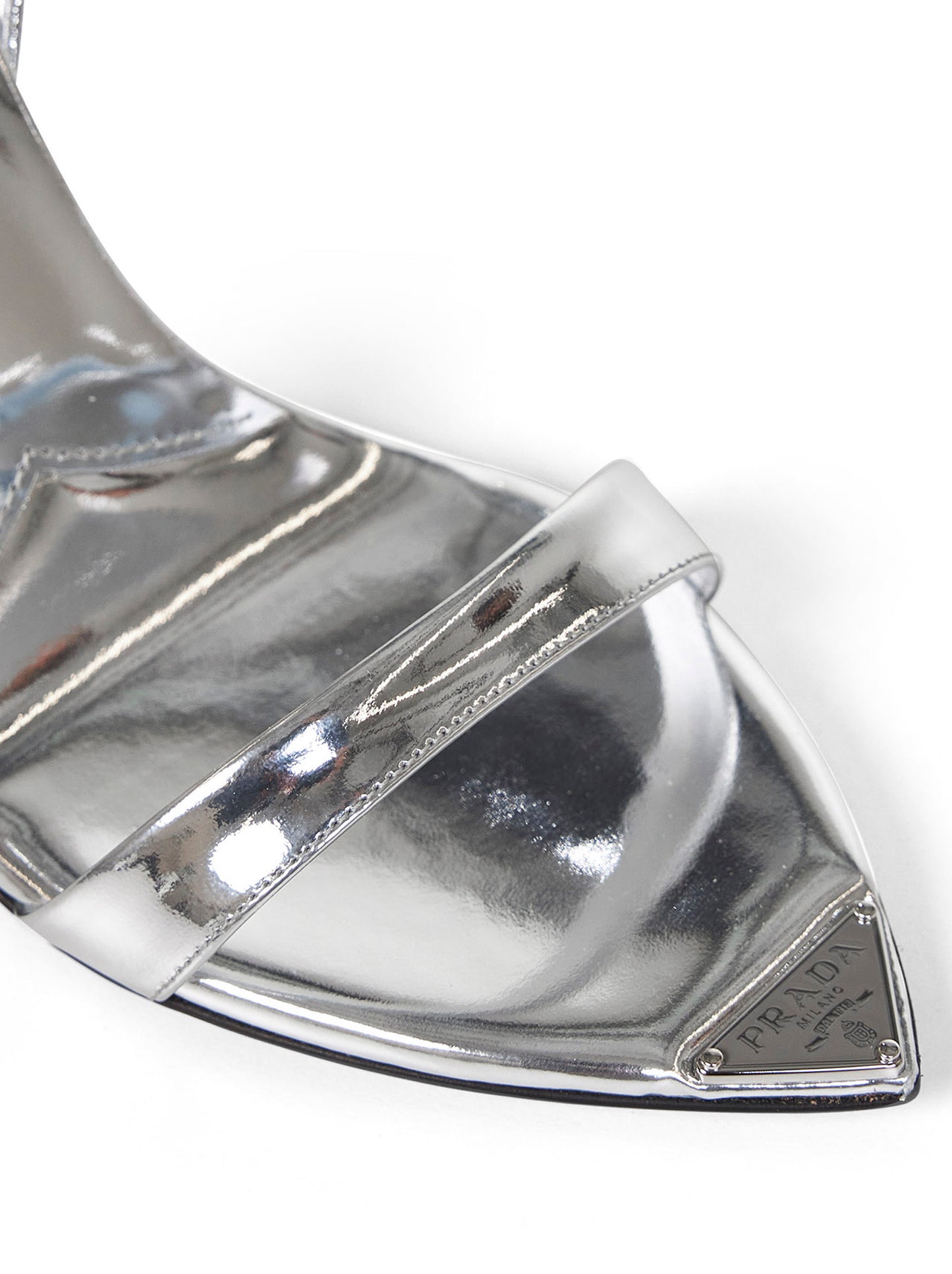 Sandali in pelle metallizzata argento