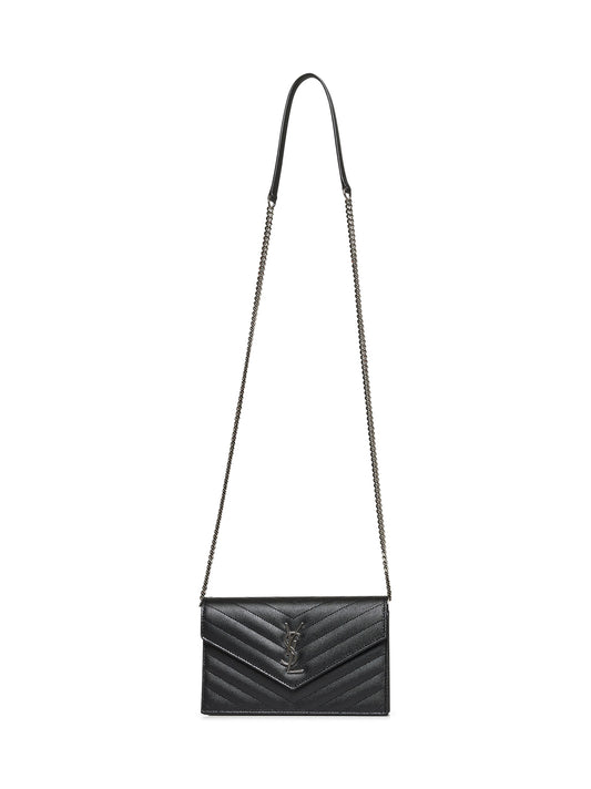 Pochette envelope con catena Cassandre classica in pelle Grain de Poudre<BR/>
