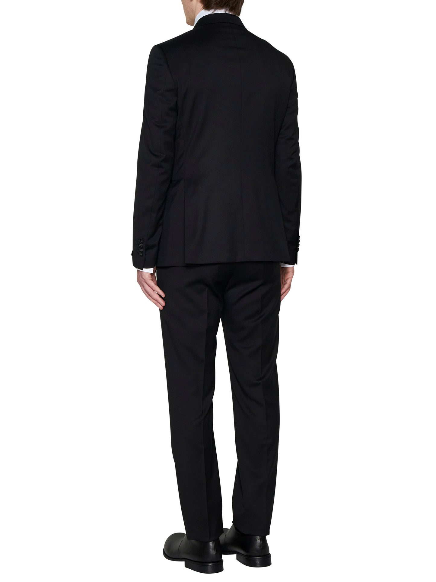 Single-breasted wool suit