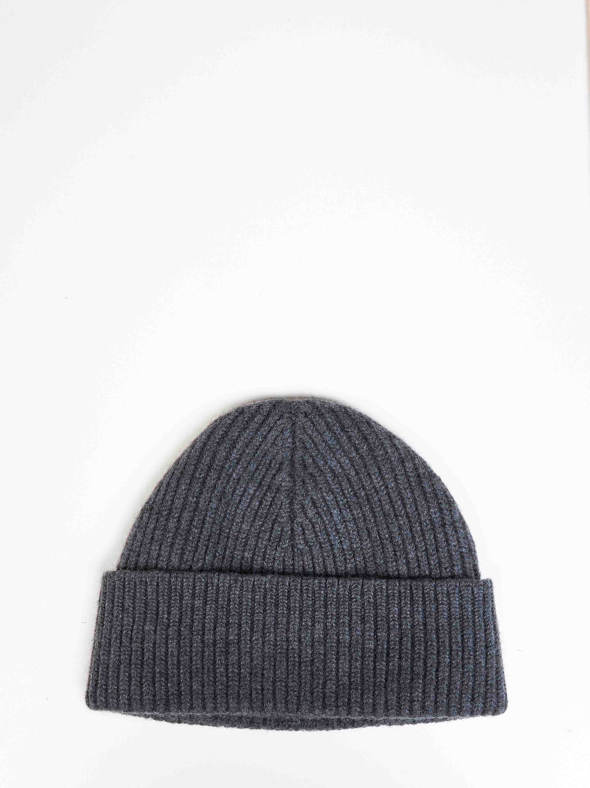 Berretto Ami de Cœur in maglia di lana merino infeltrita grigia