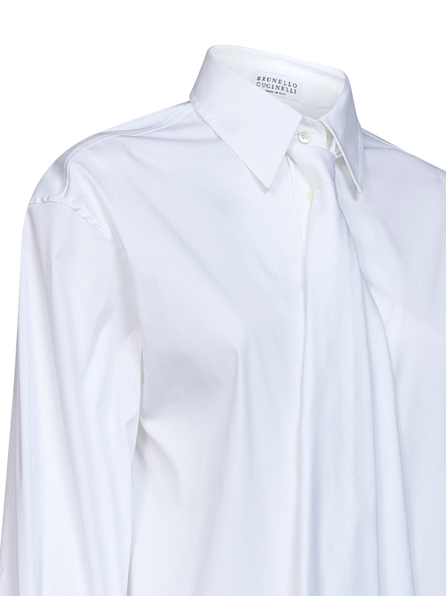 Camicia in popeline stretch bianco con cravatta e monile