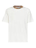 T-shirt in cotone bianco gesso con finiture Check