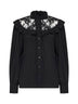 Blusa con ruches in crêpe de chine di seta nero con pizzo