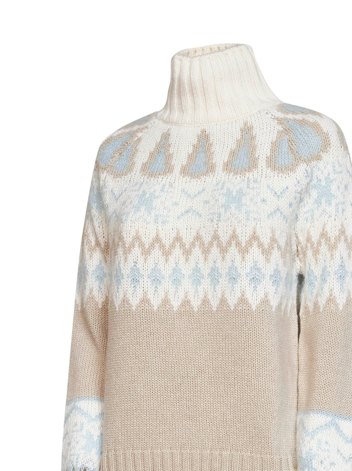 Milky white wool and cashmere blend sweater with Norwegian jacquard pattern.