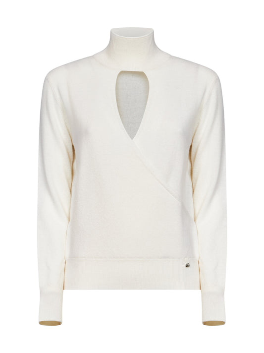 Ivory carded wool Resort sweater with cut-out