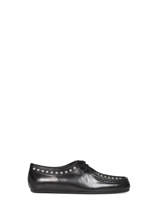 Mocassini in pelle nera con borchie<BR/>