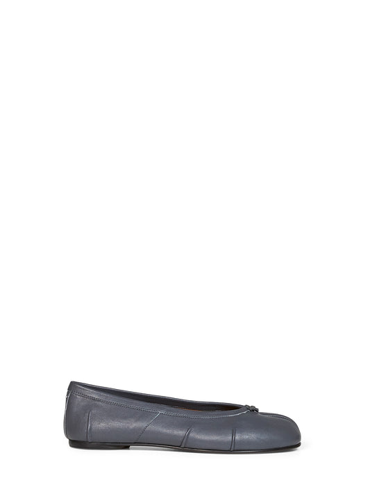 Grey soft nappa leather Tabi ballet flats
