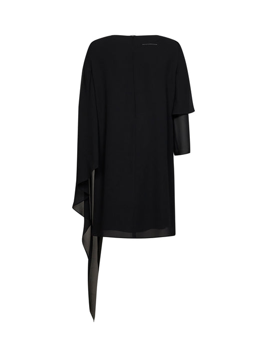 Abito corto in chiffon nero con mantella