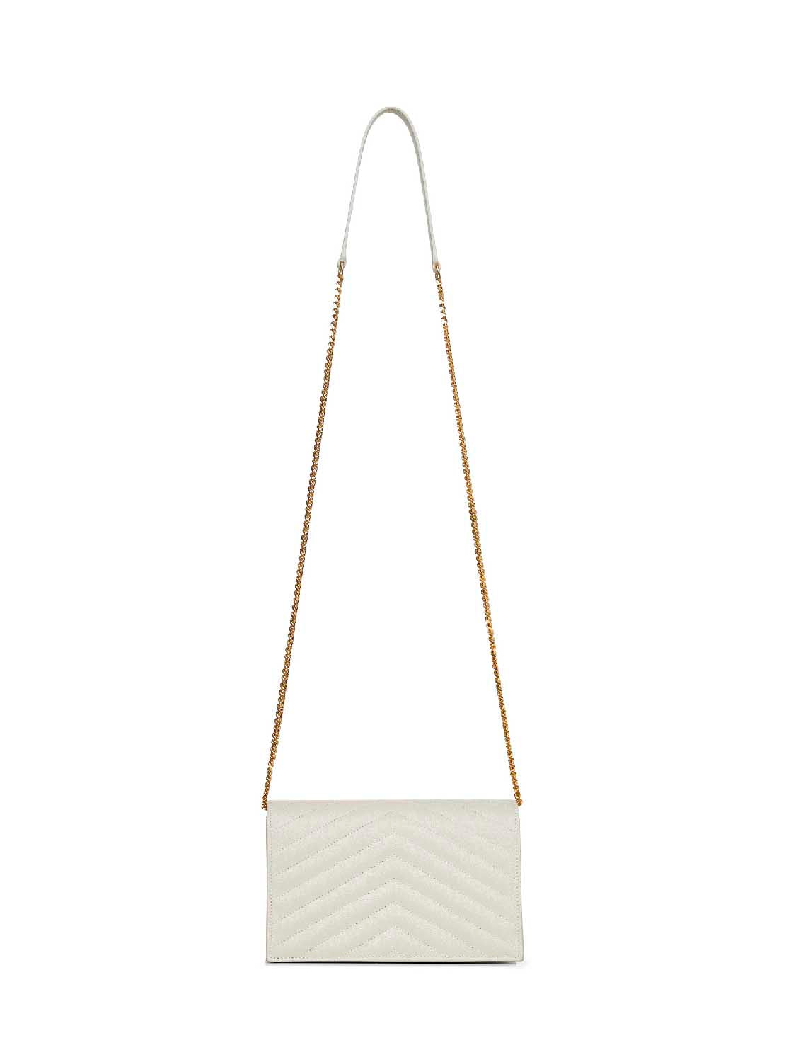 Pochette envelope con catena Cassandre Classica panna
