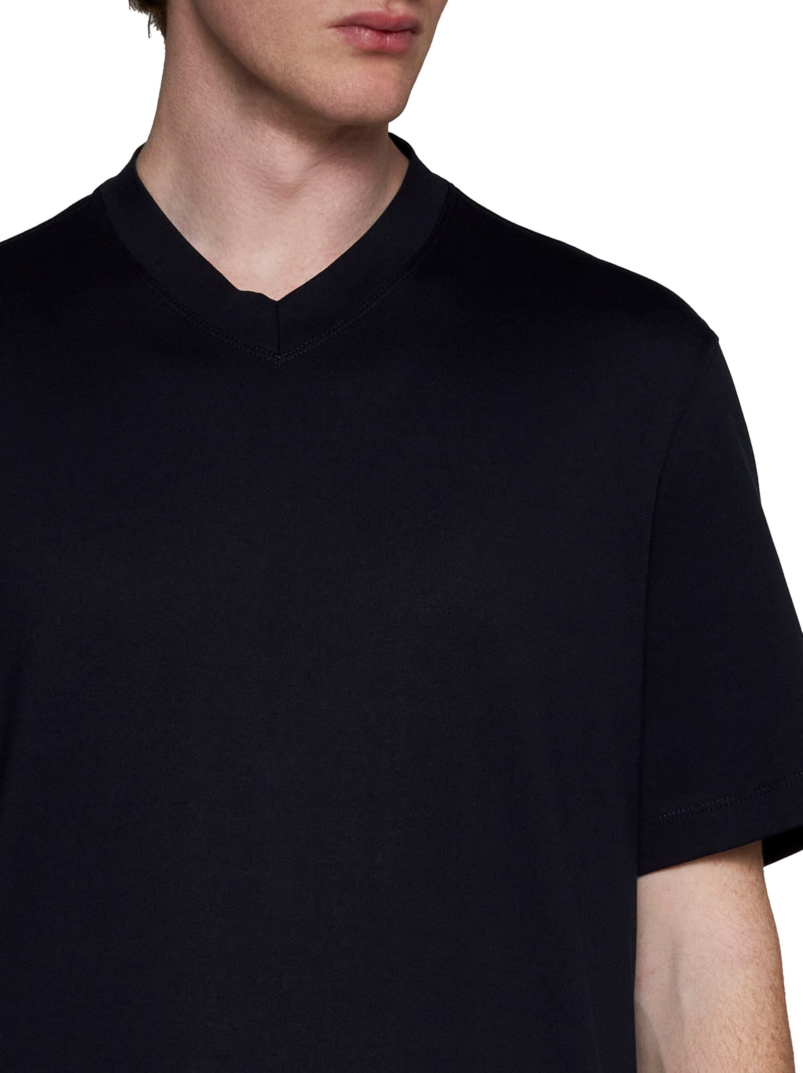 Brunello Cucinlli V-neck t-shirt – Daniello.com