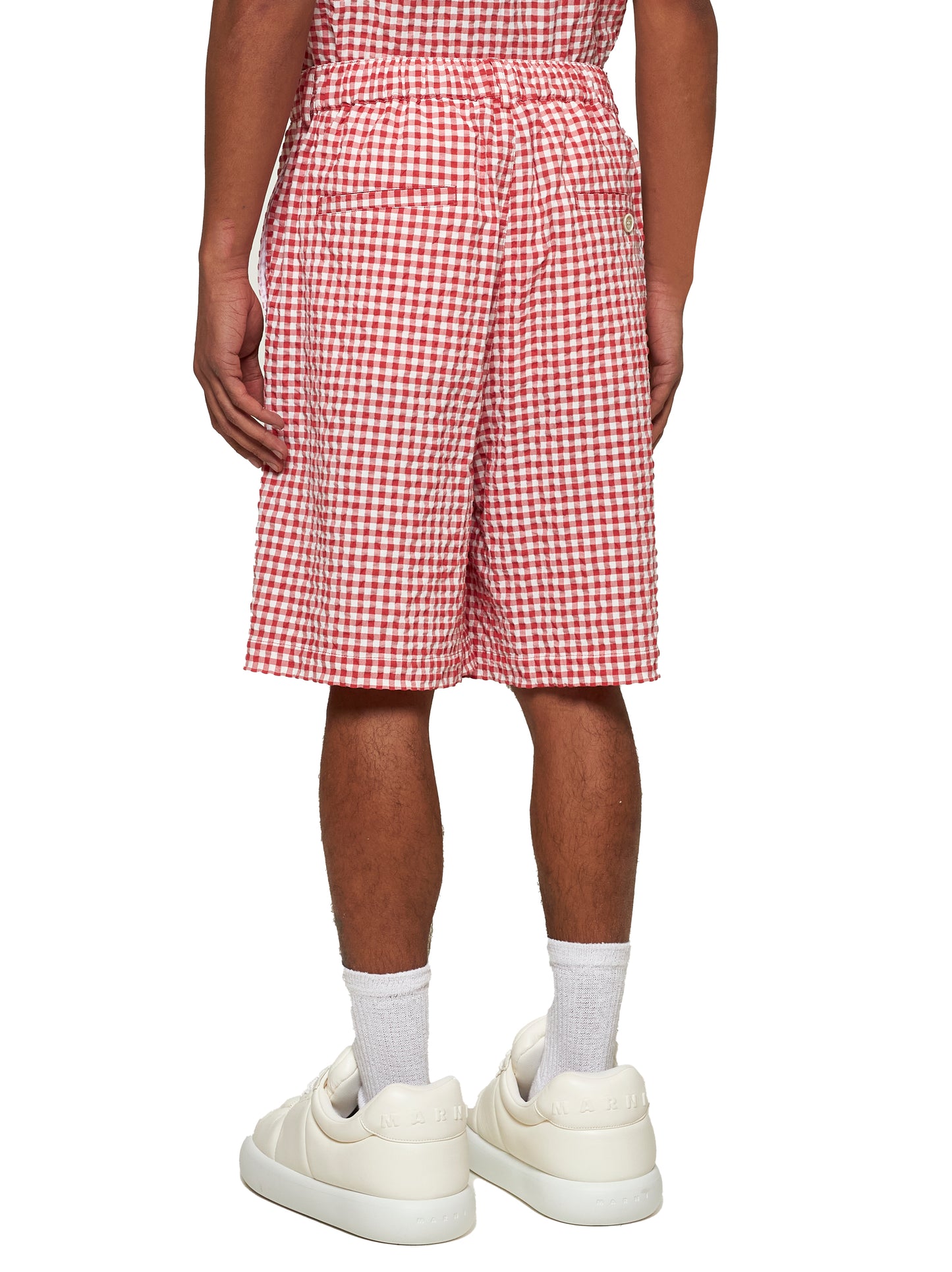 Pantaloncini a quadretti rossi e bianchi