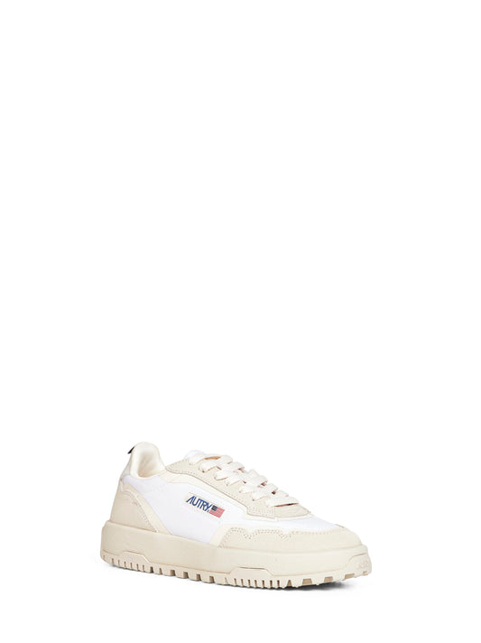 White mesh and suede Wildpace Low sneakers