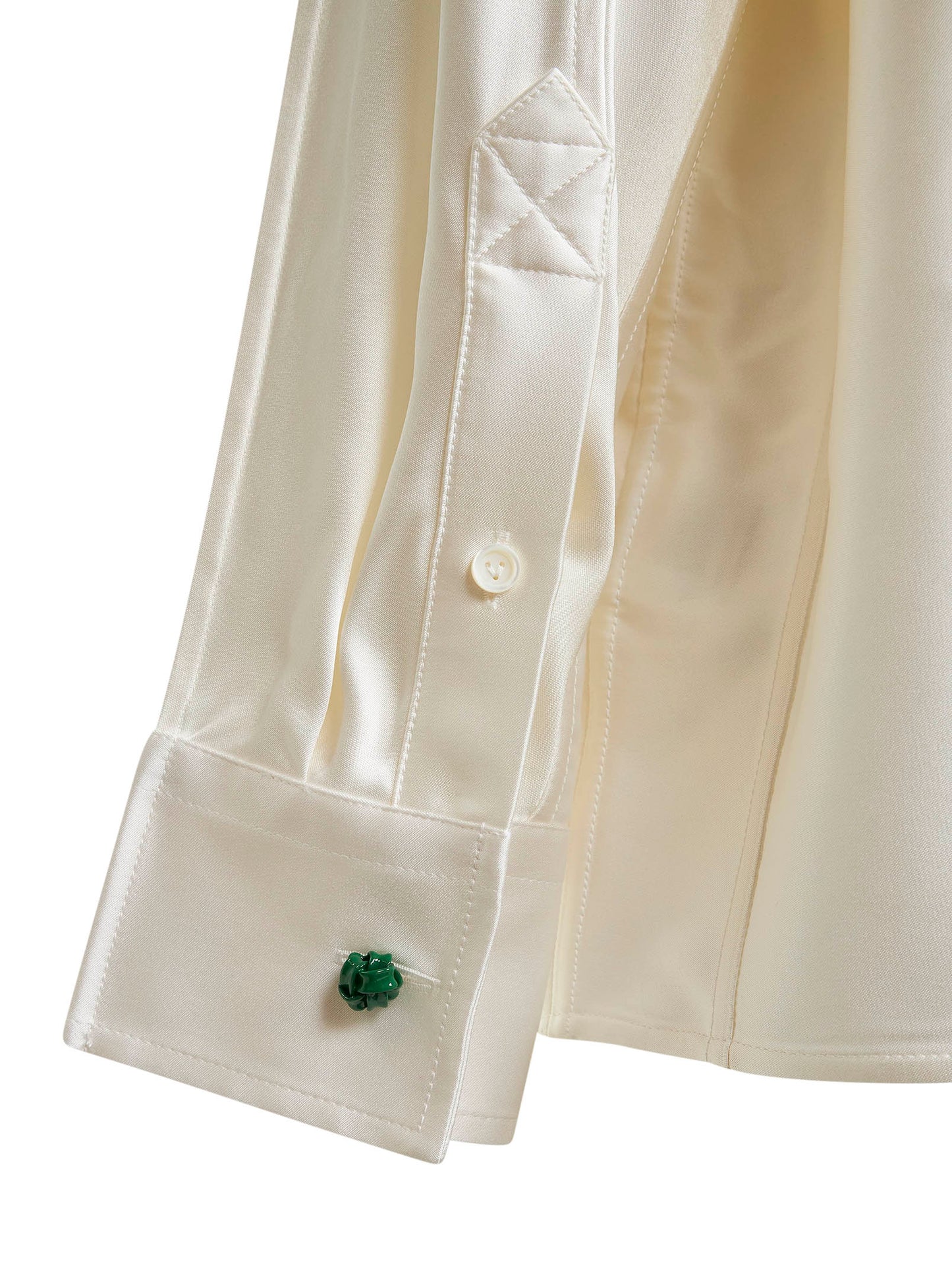 Camicia oversize con cravatta in satin di seta fluida gesso
