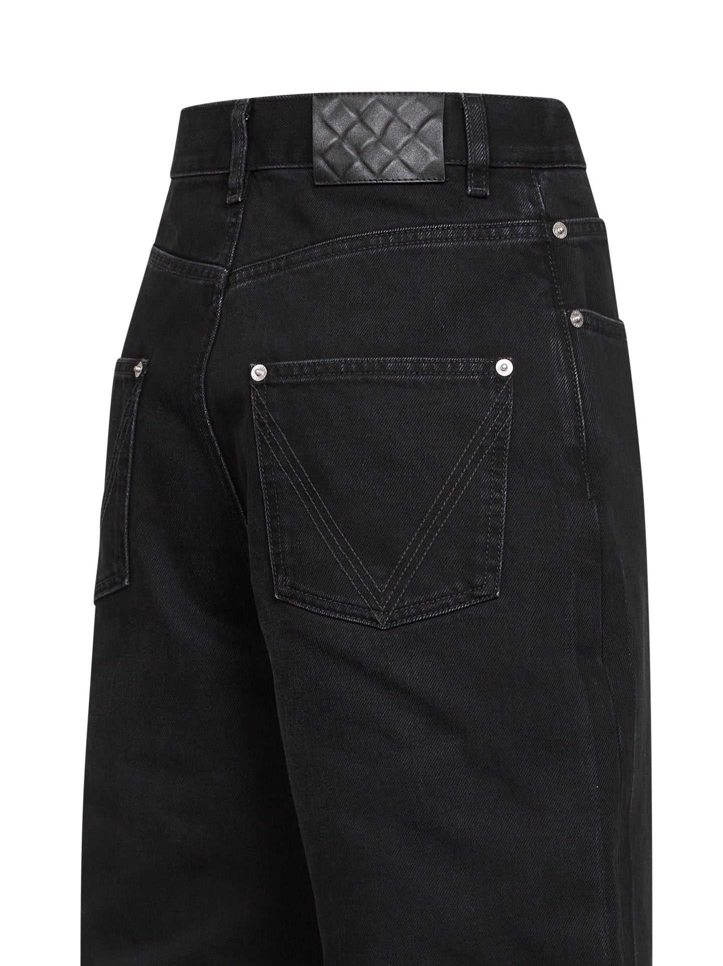 Jeans a gamba ampia in denim nero sbiadito