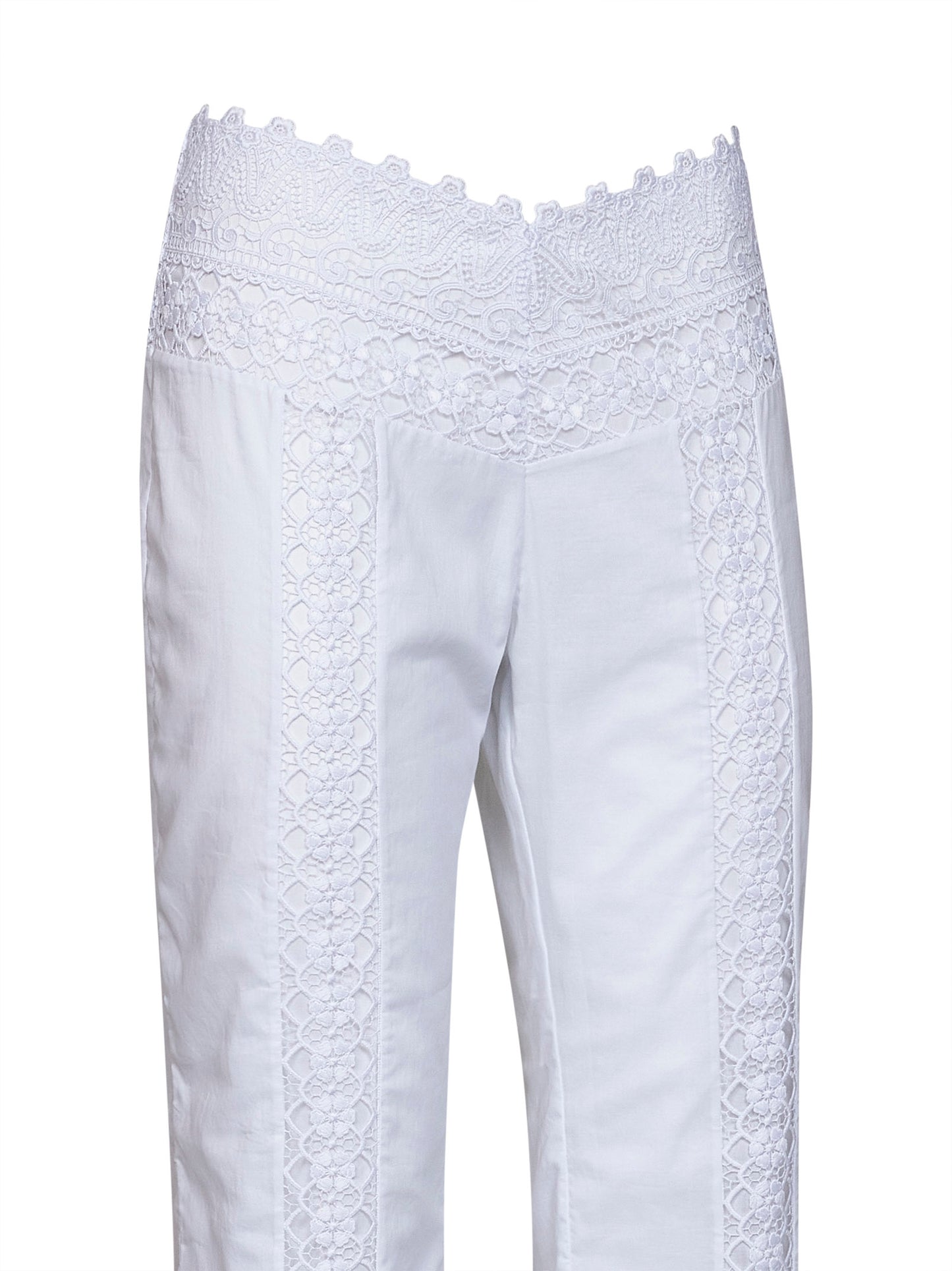 Pantaloni svasati Vianora in pizzo floreale e voile bianco