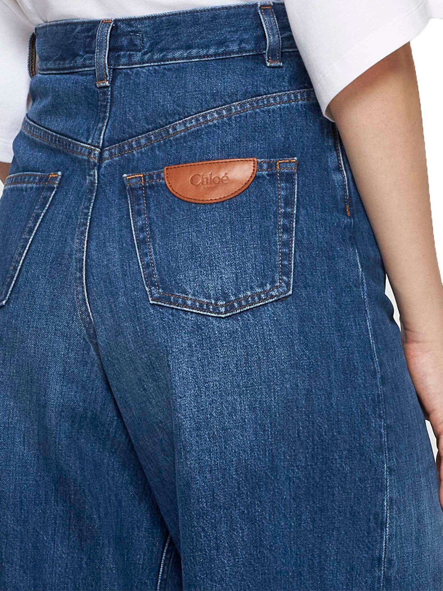 Wide-leg denim jeans