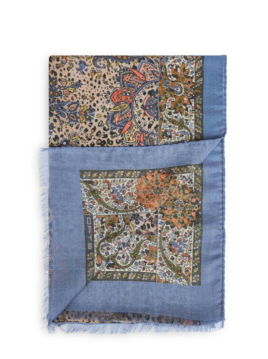 Sciarpa in misto cashmere azzurro polvere con motivo Paisley animalier