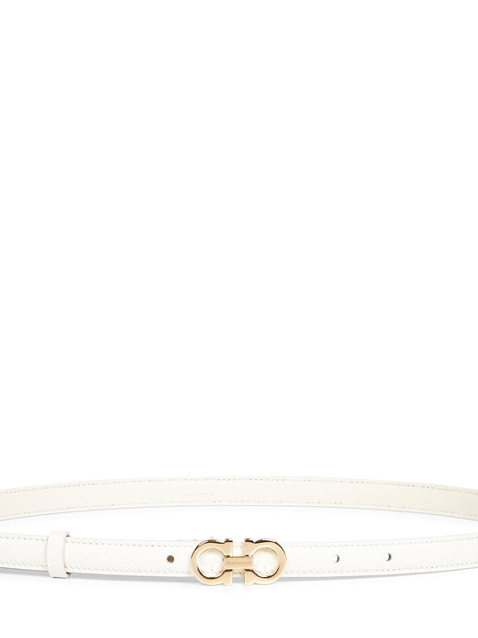 Cintura Gancini in pelle di vitello martellata mascarpone