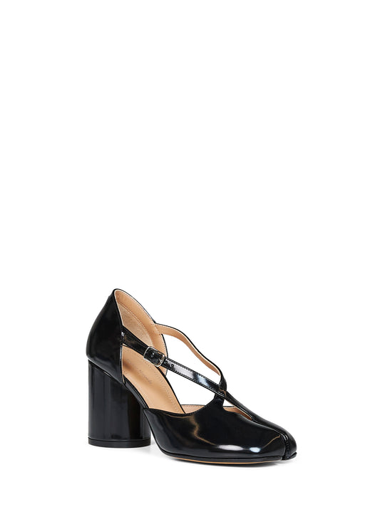 Black glossy leather Tabi pumps