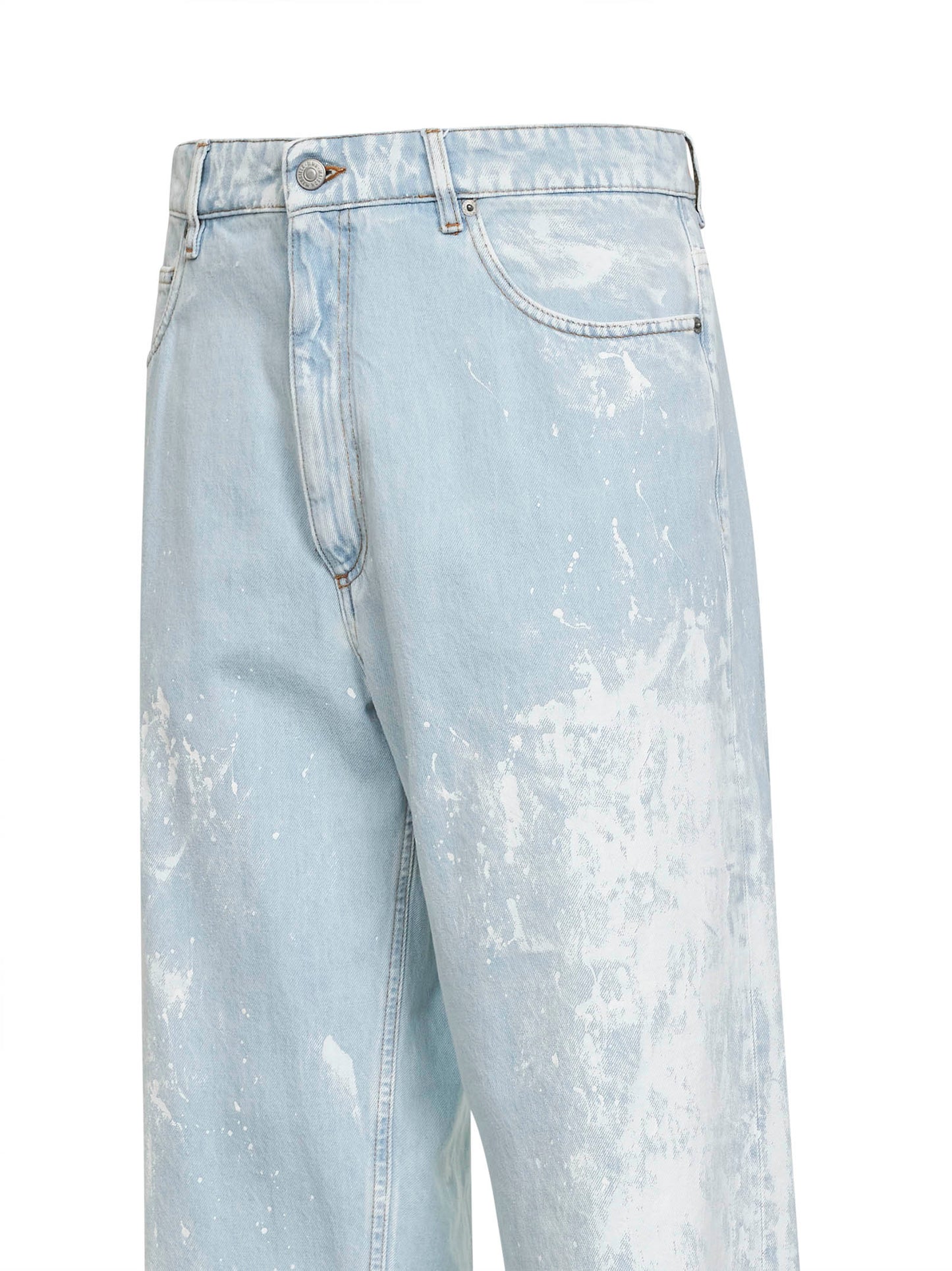 Jeans a gamba dritta in denim verniciato azzurro