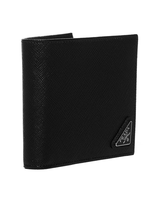 Black horizontal wallet in Saffiano